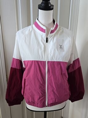 XERSION GIRL'S PLUS BURGUNDY AND WHITE ZIPPERED JACKET SIZE LARGE 14.5/16.5P